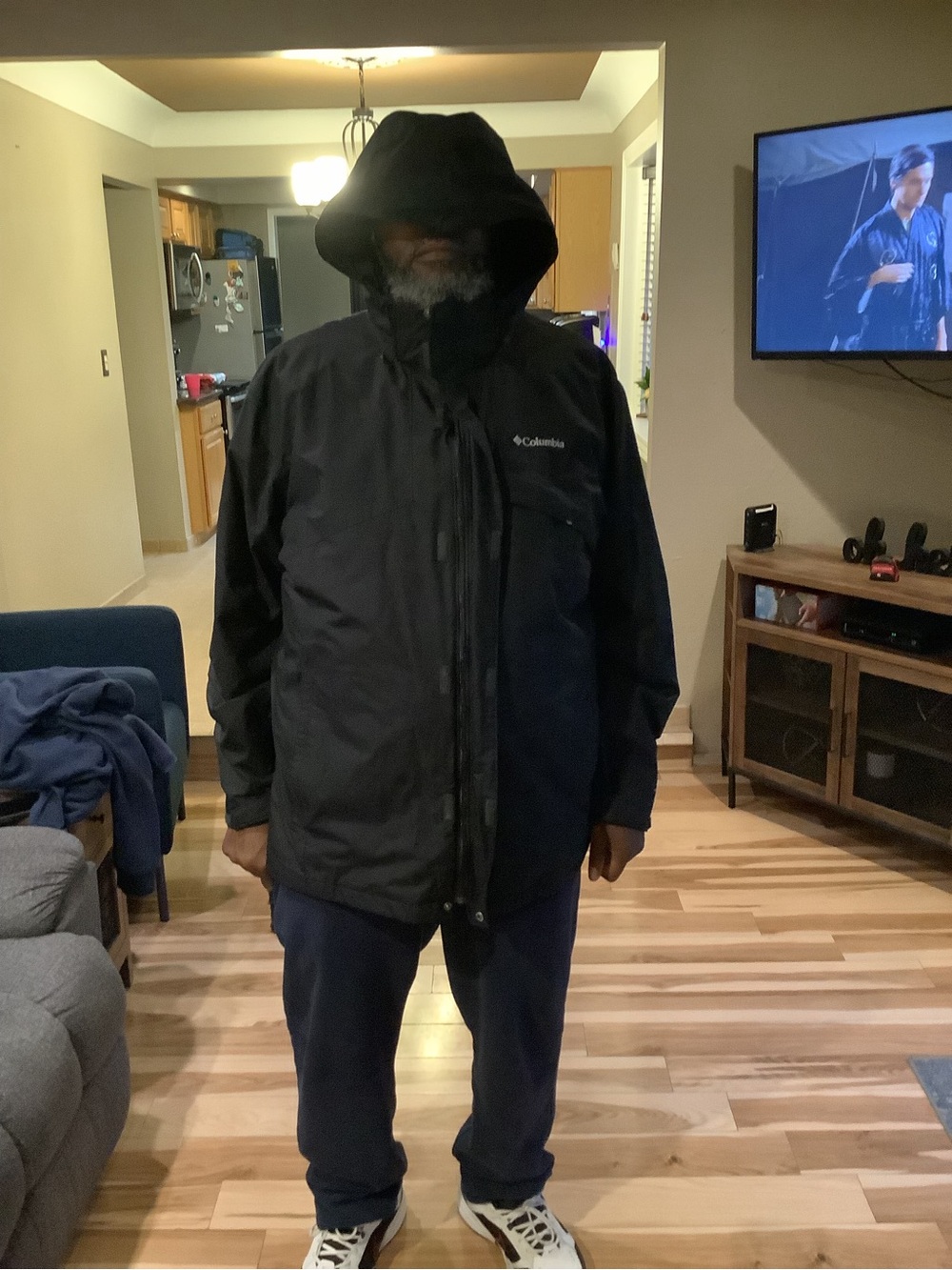 Columbia Men’s Black Hooded Raincoat